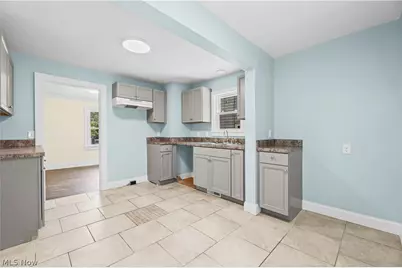 874 Wilmot Street, Akron, OH 44306 - Photo 8