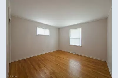 890 Independence Avenue, Akron, OH 44310 - Photo 8