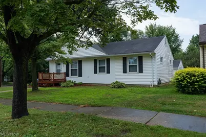 890 Independence Avenue, Akron, OH 44310 - Photo 2