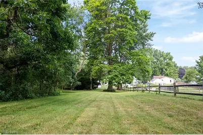 2607 Berry Road, Akron, OH 44320 - Photo 26