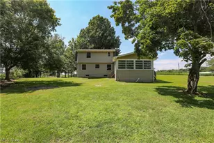 1164 Hartville Rd, Atwater, OH 44201 - Photo 6