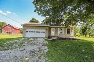 1164 Hartville Rd, Atwater, OH 44201 - Photo 2