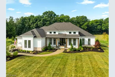 7087 Emerson Circle NW, Massillon, OH 44646 - Photo 1