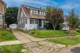 366 Palm Ave, Akron, OH 44301 - Photo 1