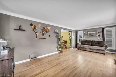 16810 Seneca Avenue, Oakwood, OH 44107 - Photo 18