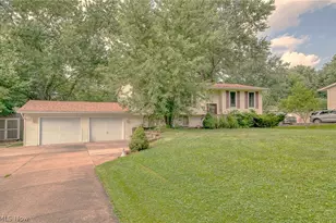 321 Perry Rd, Tallmadge, OH 44278 - Photo 4