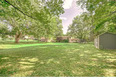 321 Perry Road, Tallmadge, OH 44278 - Photo 38