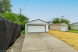 12514 Firsby Ave, Loveland, OH 44135 - Photo 30