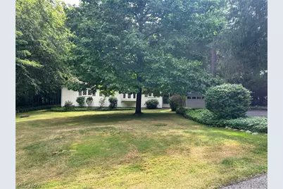 10347 Hillsover Drive, Kirtland, OH 44094 - Photo 2