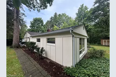 10347 Hillsover Drive, Kirtland, OH 44094 - Photo 16