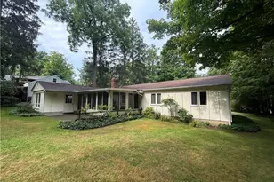 10347 Hillsover Dr, Kirtland, OH 44094 - Photo 8