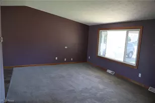 2200 W 37th St, Lorain, OH 44053 - Photo 6