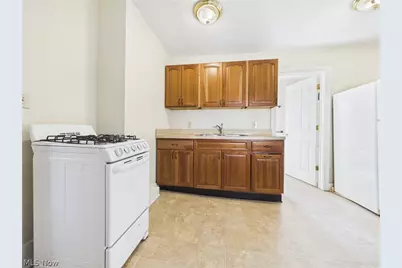 504 Gage Street, Akron, OH 44311 - Photo 38