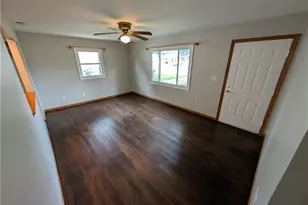 322 Pasadena Ave, Elyria, OH 44035 - Photo 2