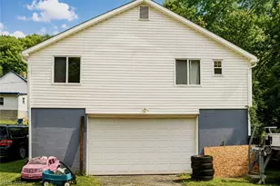 600 Marshall Turrin Dr SE, New Philadelphia, OH 44663 - Photo 2
