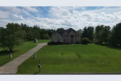 5168 Roxanne Lane, Brunswick, OH 44212 - Photo 2