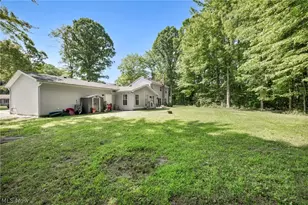 2049 N Park Ln, Roaming Shores, OH 44084 - Photo 42