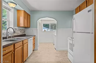 2318 Mogadore Rd, Akron, OH 44312 - Photo 12
