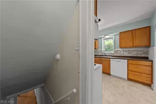 2318 Mogadore Rd, Akron, OH 44312 - Photo 16