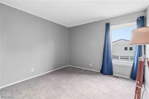 2547 Royal County Down, Uniontown, OH 44685 - Photo 22