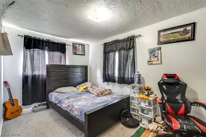 1637 Vicgross Avenue, Akron, OH 44310 - Photo 6