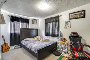 1637 Vicgross Ave, Akron, OH 44310 - Photo 6