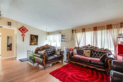1637 Vicgross Avenue, Akron, OH 44310 - Photo 4