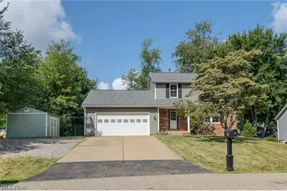 203 Albany Drive NW, Canton, OH 44708 - Photo 4