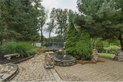1970 Cherrywood Lane, Akron, OH 44312 - Photo 6