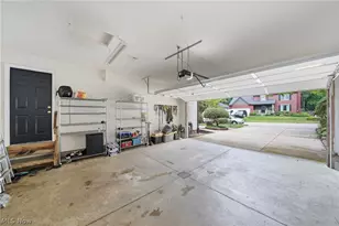 1970 Cherrywood Ln, Akron, OH 44312 - Photo 30