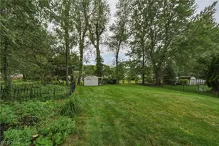 1970 Cherrywood Ln, Akron, OH 44312 - Photo 6