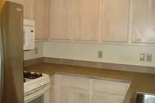 7590 Andrea Dr, Mentor, OH 44060 - Photo 6
