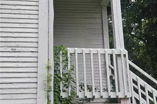 187 Beck Ave, Akron, OH 44302 - Photo 2