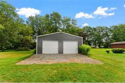 695 S 15th Street, Sebring, OH 44672 - Photo 28