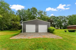 695 S 15th St, Sebring, OH 44672 - Photo 28