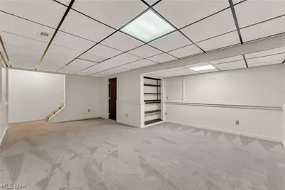 805 Tollis Parkway, Grandview Heights, OH 44147 - Photo 24
