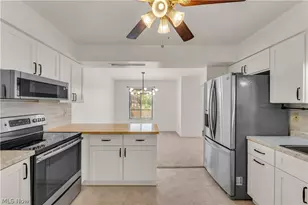 805 Tollis Pkwy, Grandview Heights, OH 44147 - Photo 10
