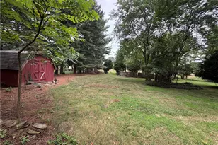 10745 Johnnycake Ridge Rd, Concord Twp, OH 44077 - Photo 16