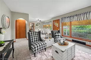 10745 Johnnycake Ridge Rd, Concord Twp, OH 44077 - Photo 4