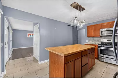 3321 Meadowwood Street NW, Massillon, OH 44646 - Photo 14