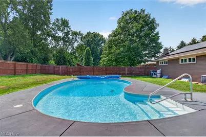 3321 Meadowwood Street NW, Massillon, OH 44646 - Photo 28