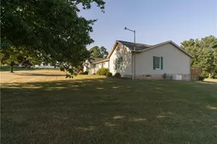 6840 Akron Ave NW, Canal Fulton, OH 44614 - Photo 4