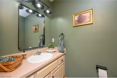 6840 Akron Avenue NW, Canal Fulton, OH 44614 - Photo 20