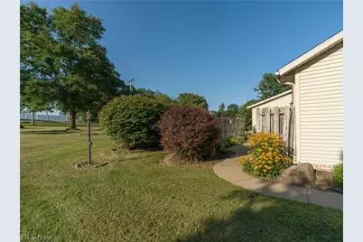 6840 Akron Avenue NW, Canal Fulton, OH 44614 - Photo 6