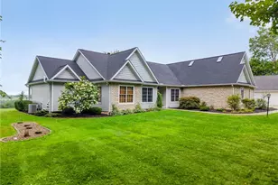 1029 Baird Ave SE, Paris, OH 44669 - Photo 2