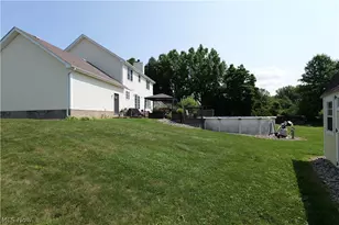 5295 Sycamore Hill Dr, New Middletown, OH 44442 - Photo 4