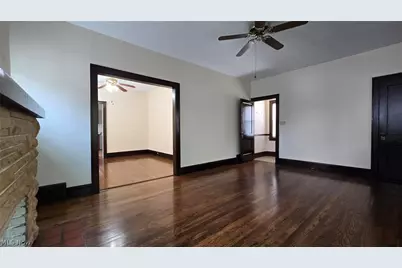 2126 Richland Avenue, Oakwood, OH 44107 - Photo 4