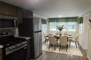 5108 University Dr, Geneva on the Lake, OH 44041 - Photo 6