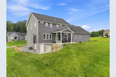6385 Meander Glen Drive, Austintown, OH 44515 - Photo 2