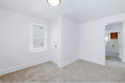 572 E Archwood Avenue, Akron, OH 44301 - Photo 32
